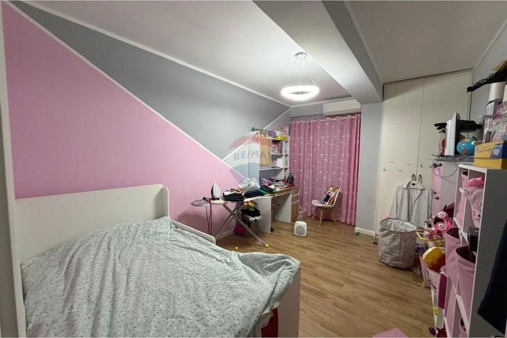Apartment 2+1+2 for Sale in Fresk