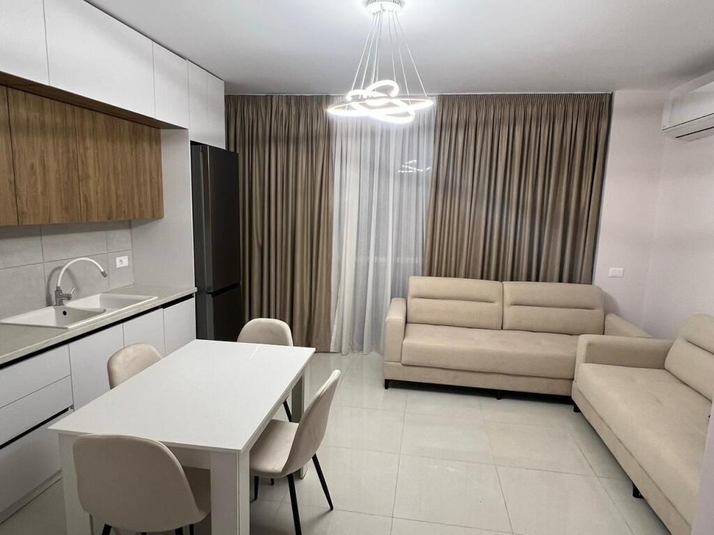 Rent 2+1 📍Ali demi near the field 65,000 lek/month