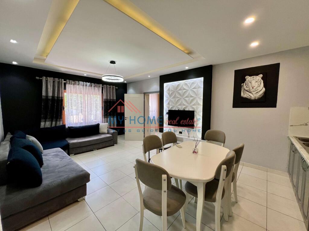 Villa for sale at the former Customs in Tirana