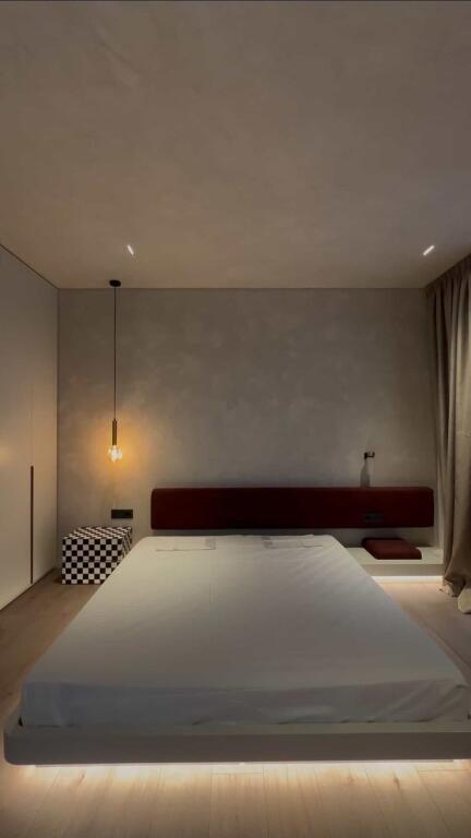 APARTAMENT LUKSOZ 1+1 ME PARKIM PER QERA TE LION PARK