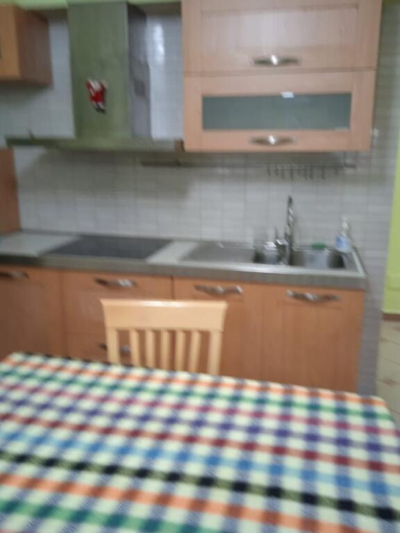 Affitto, Appartamento 2+1 vicino al Ministero dell'Istruzione, Tirana.