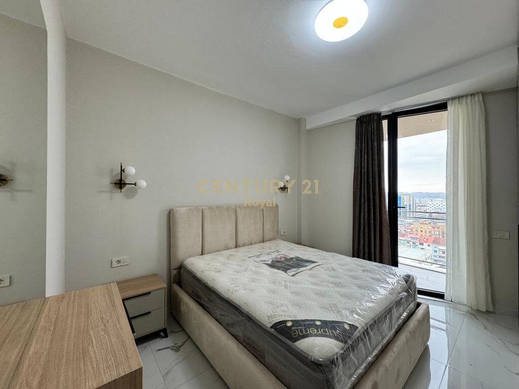Appartamento 2+1 in Affitto in Via Mine Peza, nella Golden Tower Residence Tirana - 900€ | 93.7 m²