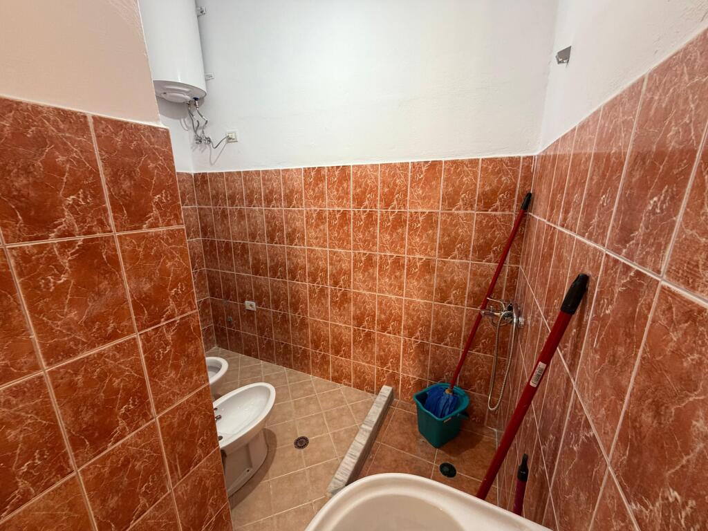 Apartment me qera 3+1 Fresk