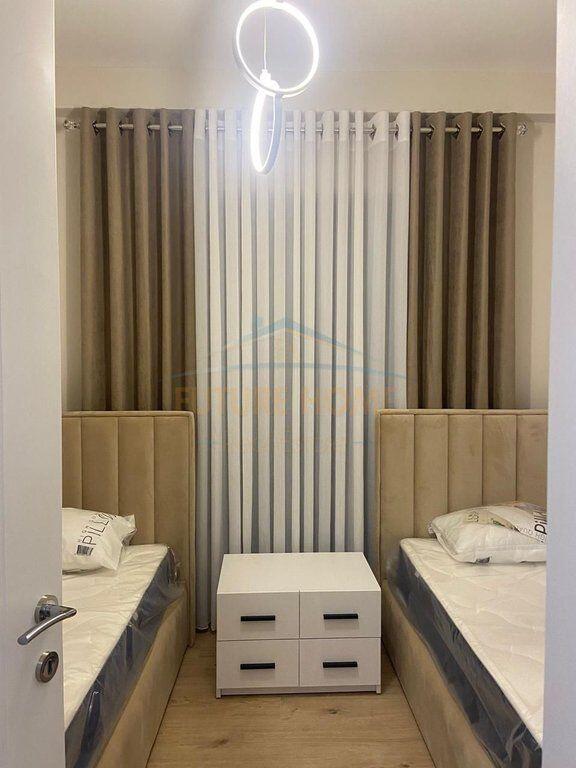 Affitto, Appartamento 2+1+2+2 Posti Auto, Centro