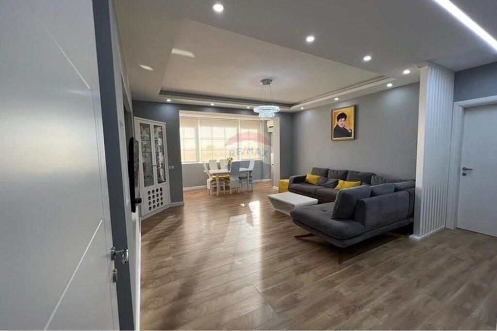 Apartment 2+1+2 for Sale in Fresk
