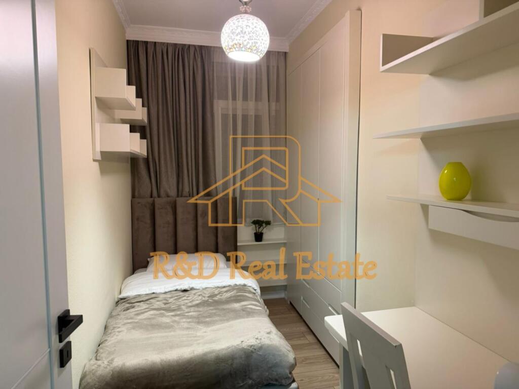 🏡 Appartamento 3+1 + balcone in affitto – Viale Bajram Curri
