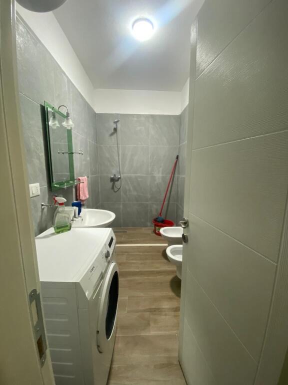 🏡 JEPET ME QIRA APARTAMENT 2+1+2 – KODRA E DIELLIT 1