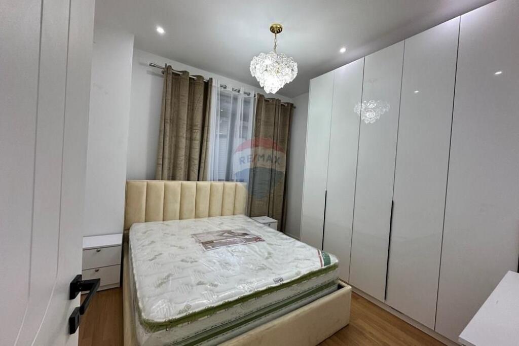 Apartament 1+1 me qira – Qendër