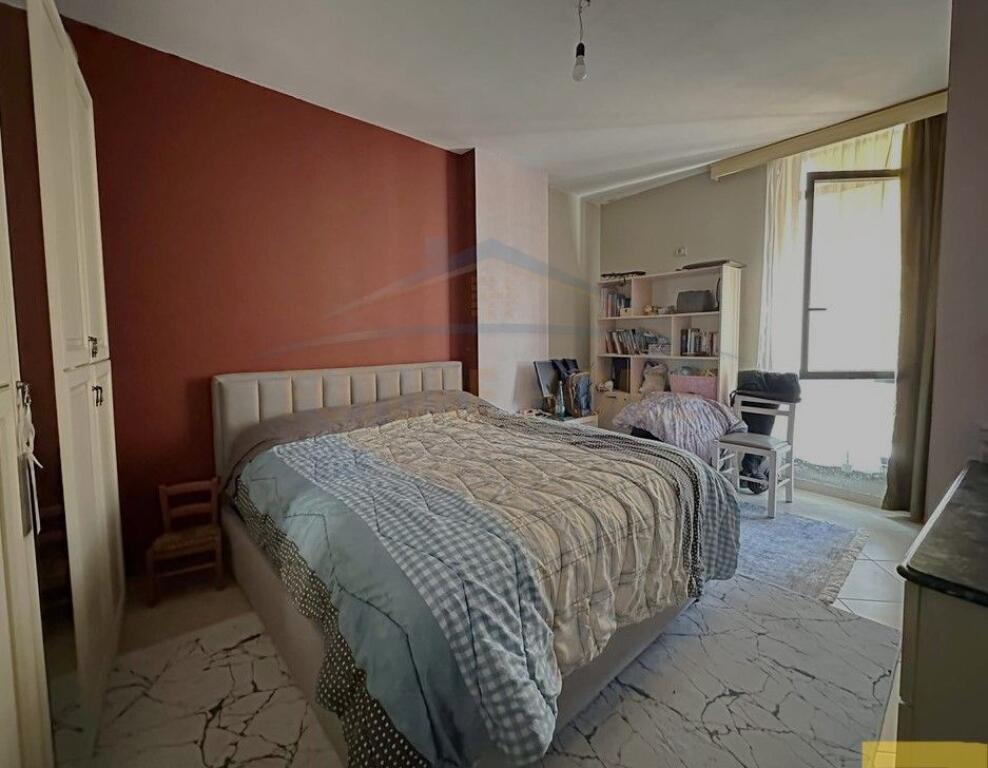 For sale, Apartment 2+1+2, Yzberisht