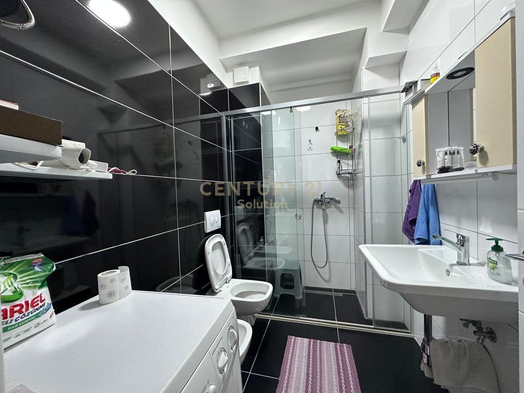 SHITET APARTAMENT 1+1 NE KOMUNE TE PARISIT !!!