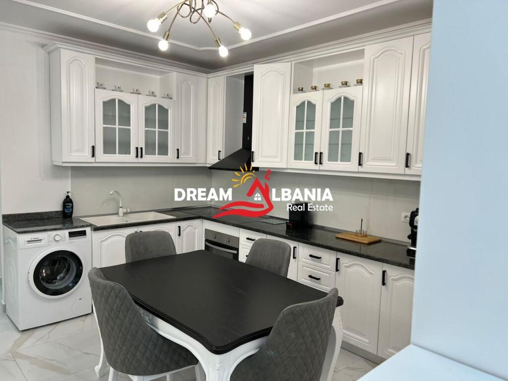 Super Apartament 2+1+2wc me qera tek Sheshi Willson, ne Tirane (ID 42215465)