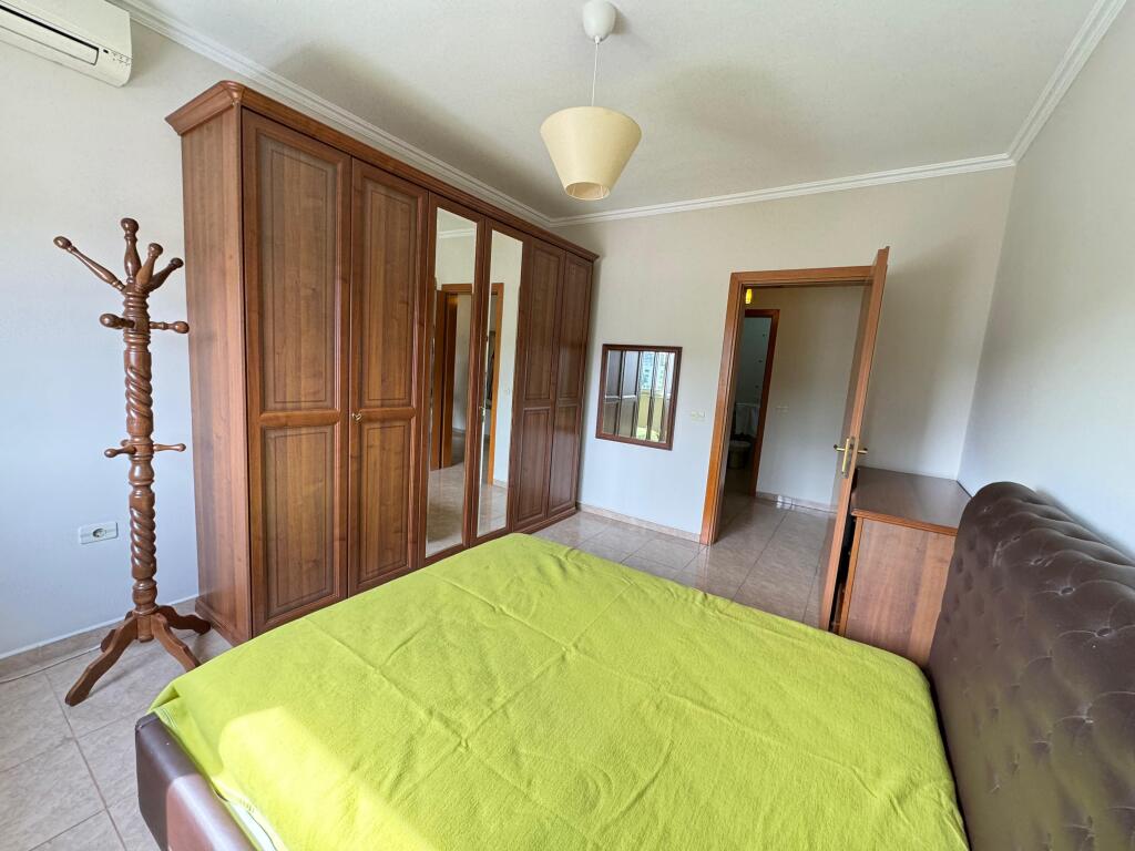 🏘️ Jepet me qira apartament 2+1+2 📍 Rruga e Elbasanit, Tiranë💶 Çmimi: 800 € neto