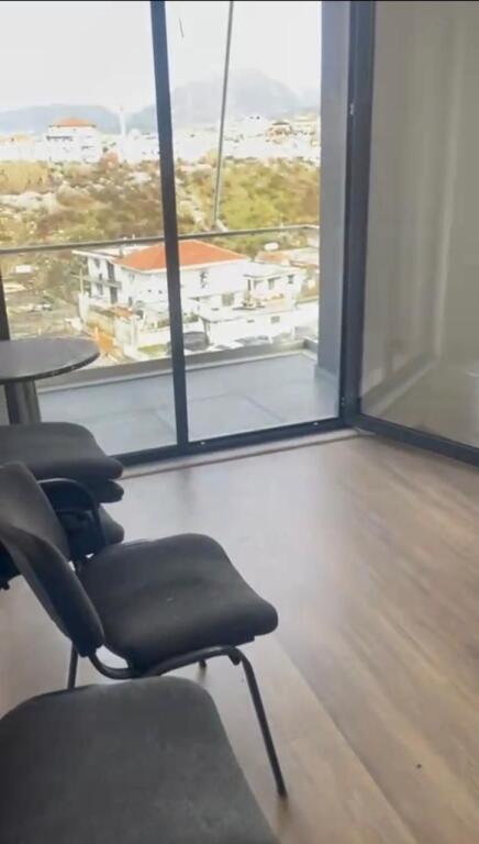 Apartament me qera 2+1 - 📍5 Maj