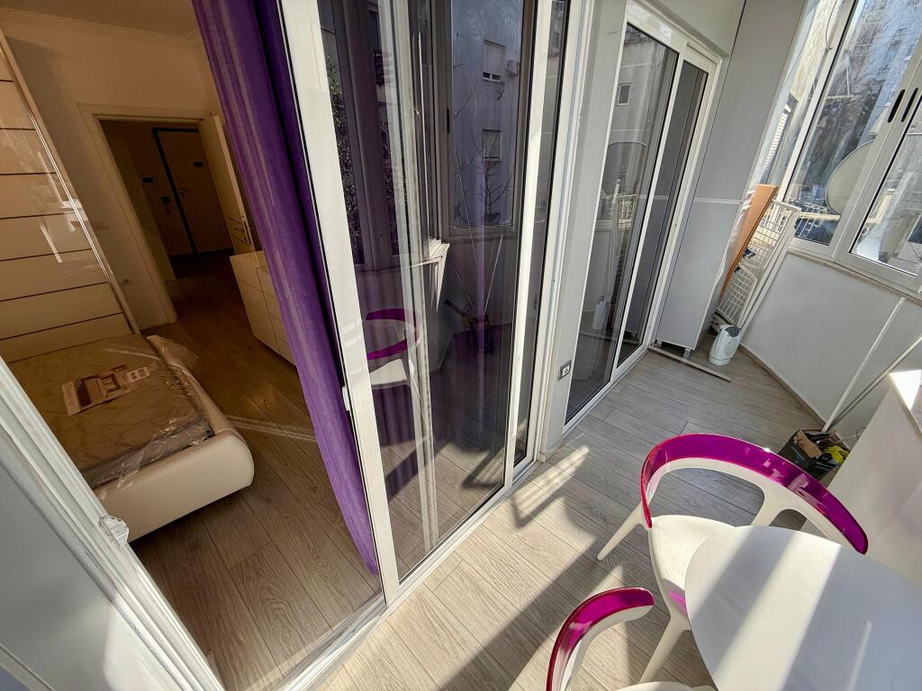 Apartament me qera 1+1 Komuna