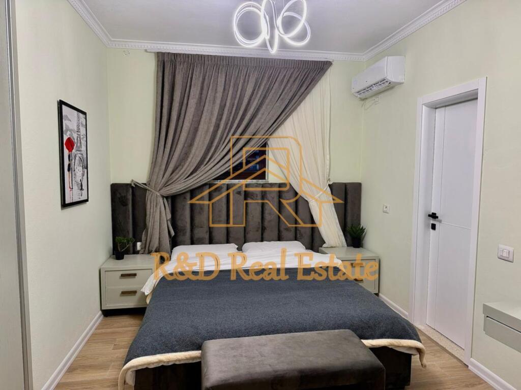 🏡 Appartamento 3+1 + balcone in affitto – Viale Bajram Curri