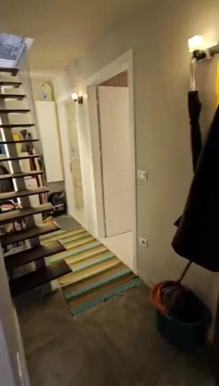 Apartament me qera 1+1 - 📍Shkolla e Kuqe