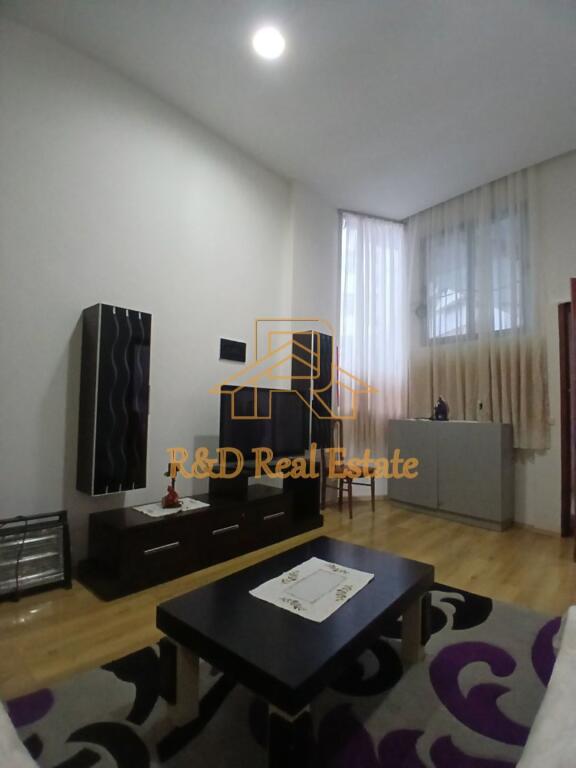 🏡 Appartamento 1+1 in affitto – Fresku