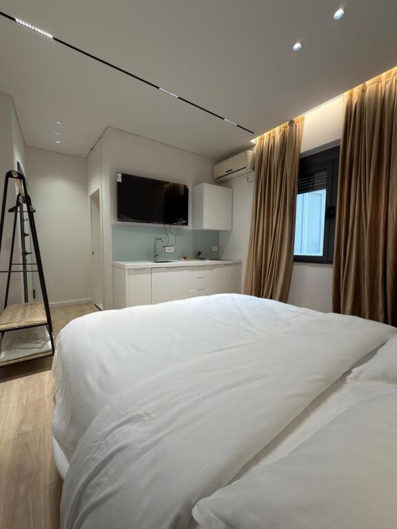 🏙️ AFFITTASI 2 STUDIO – CENTRO, 9 PIANI