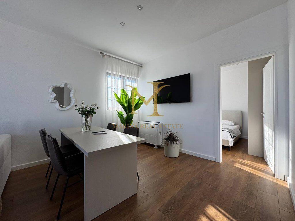 Super apartment for rent 2+1+2 bathrooms + large terrace in Durres