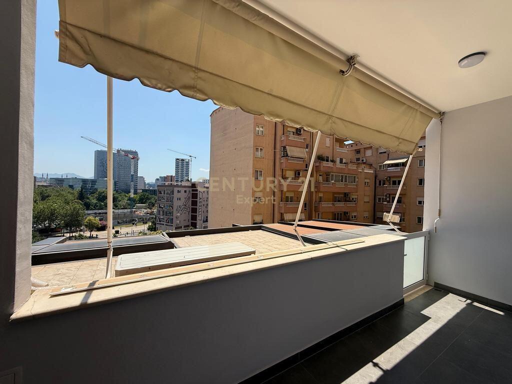 APPARTAMENTO MODERNO 2+1+2 &amp; POSTO AUTO IN AFFITTO PRESSO LA GALLERIA, CENTRO !!