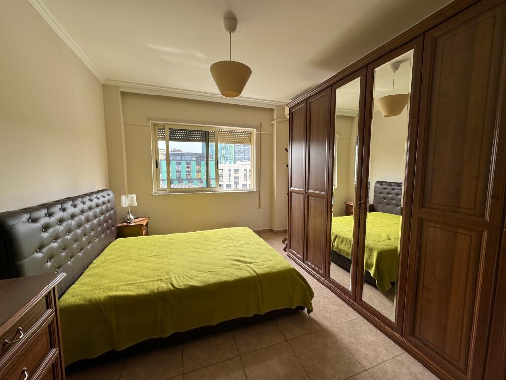 🏘️ Jepet me qira apartament 2+1+2 📍 Rruga e Elbasanit, Tiranë💶 Çmimi: 800 € neto