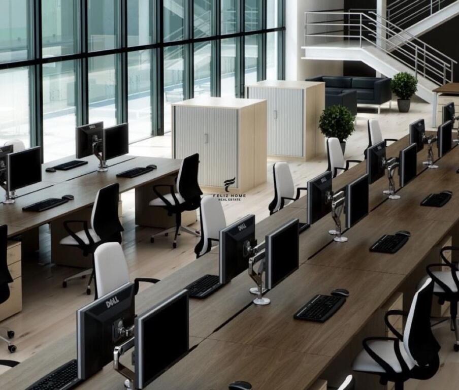 UFFICIO IN AFFITTO 170 M2 EX BLOCCO 2.500 EURO
