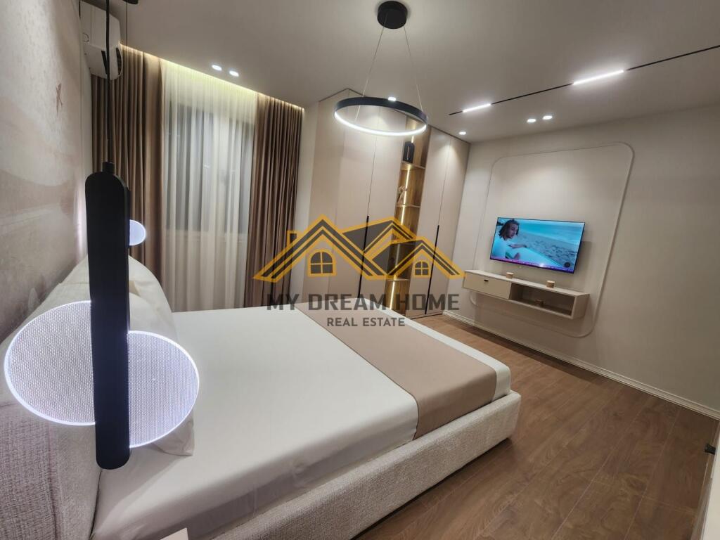 VENDESI UN SUPER APPARTAMENTO 2+1 A PLAZH ILIRIA DURRES