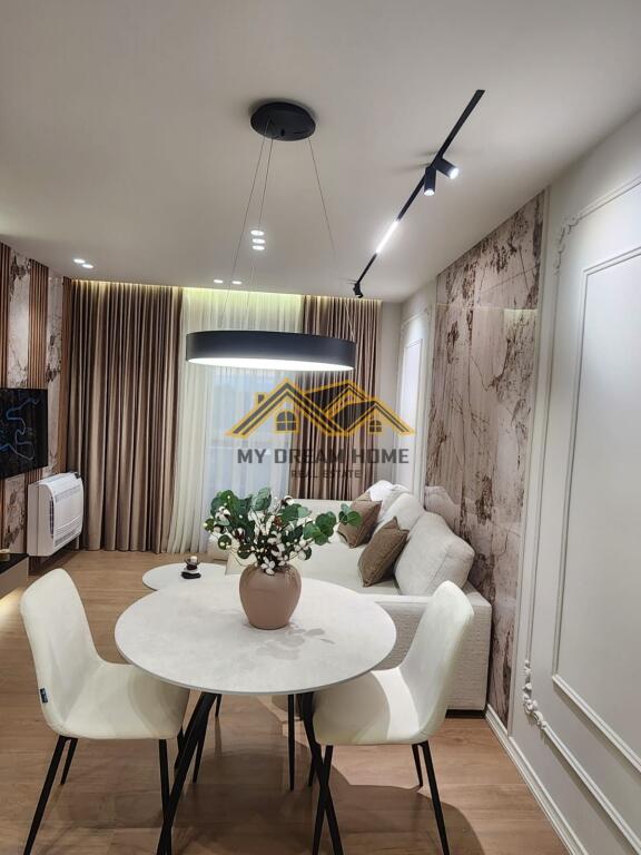 VENDESI UN SUPER APPARTAMENTO 2+1 A PLAZH ILIRIA DURRES