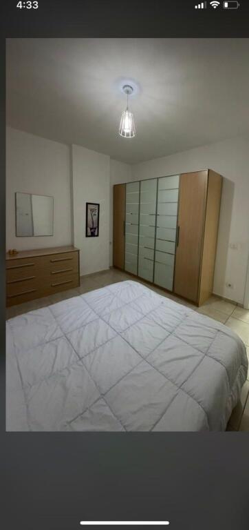 🏡 AFFITTASI APPARTAMENTO 1+1 – PALAZZO NUOVO vicino al Comune di Parigi