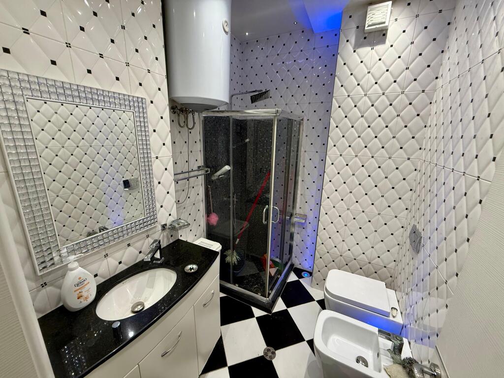 Apartament me qera 1+1 Komuna