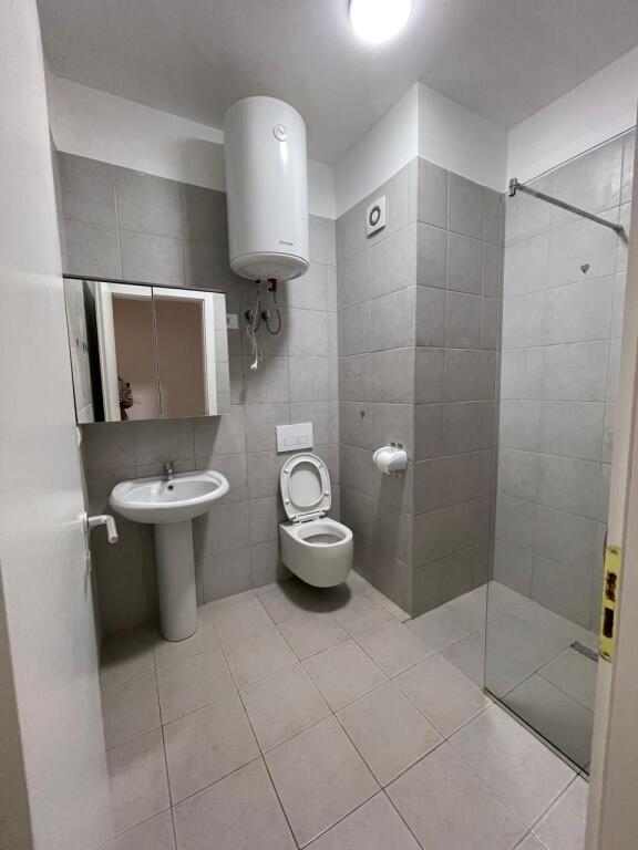 🏡 Apartment in the most exclusive area of Tirana, near Bulevardit te Ri