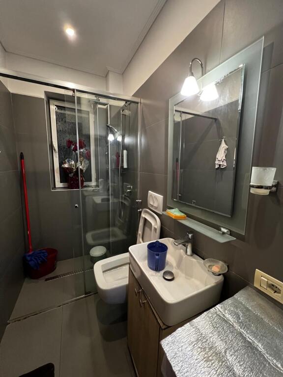 🏠 Appartamento 2+1 in affitto – Via Fortuzi