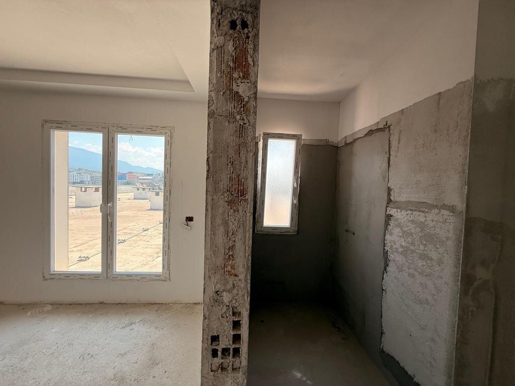 🌟 Apartment 2+1+2 with Veranda for Sale – Developed Area of Ali Demi