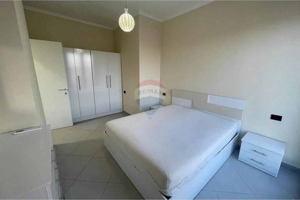 Apartament 1+1 me Qira tek Universiteti Mjekesise