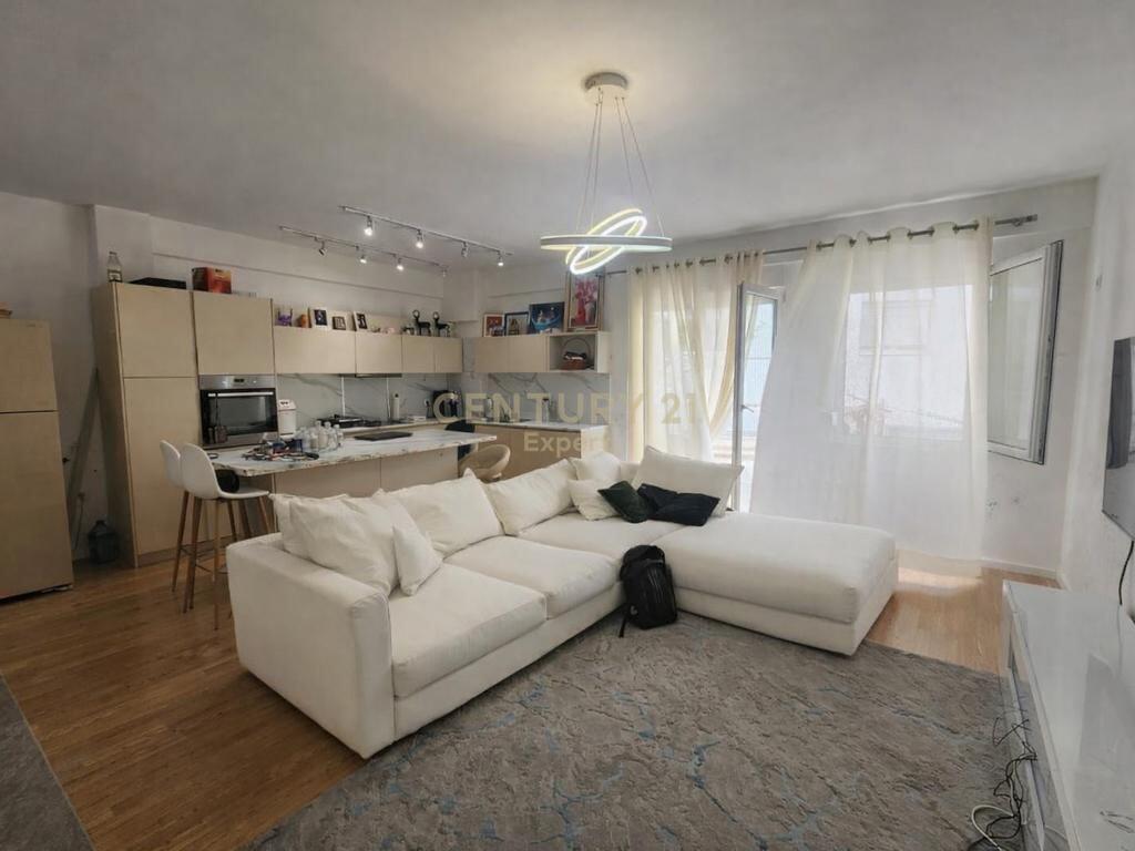 Apartment 3+1 for sale Dry Lake 335,000 € Total Area  139m2