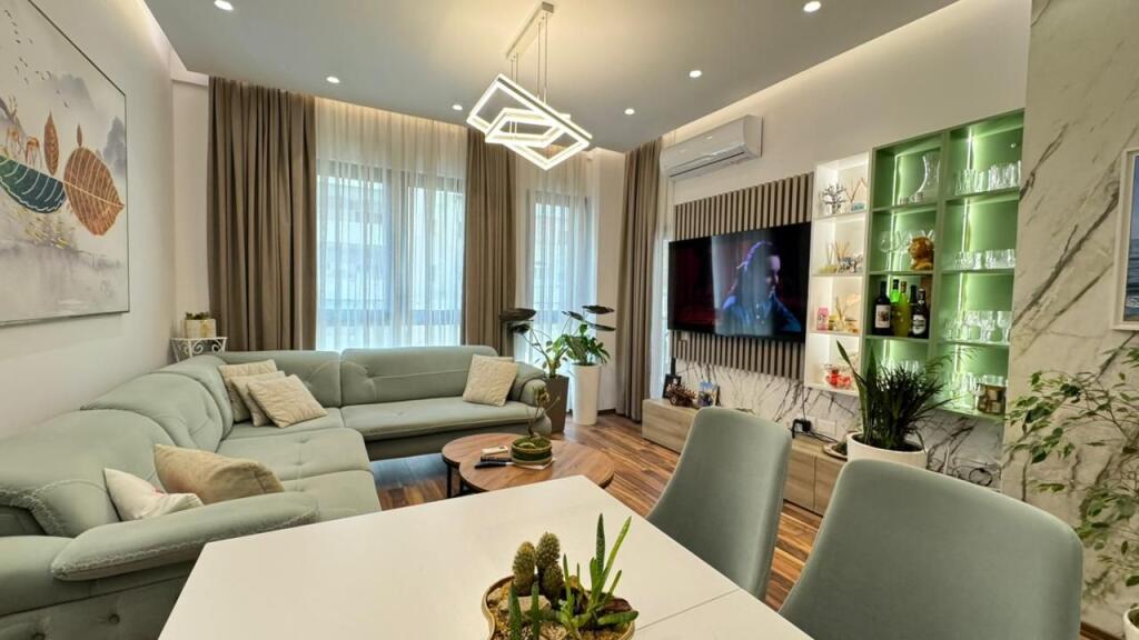 Apartment 1+1 for rent at Square 21!