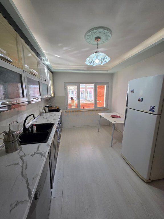 Duplex in vendita 3+1+3+Veranda, , Blloku, Gintash, Tirane.