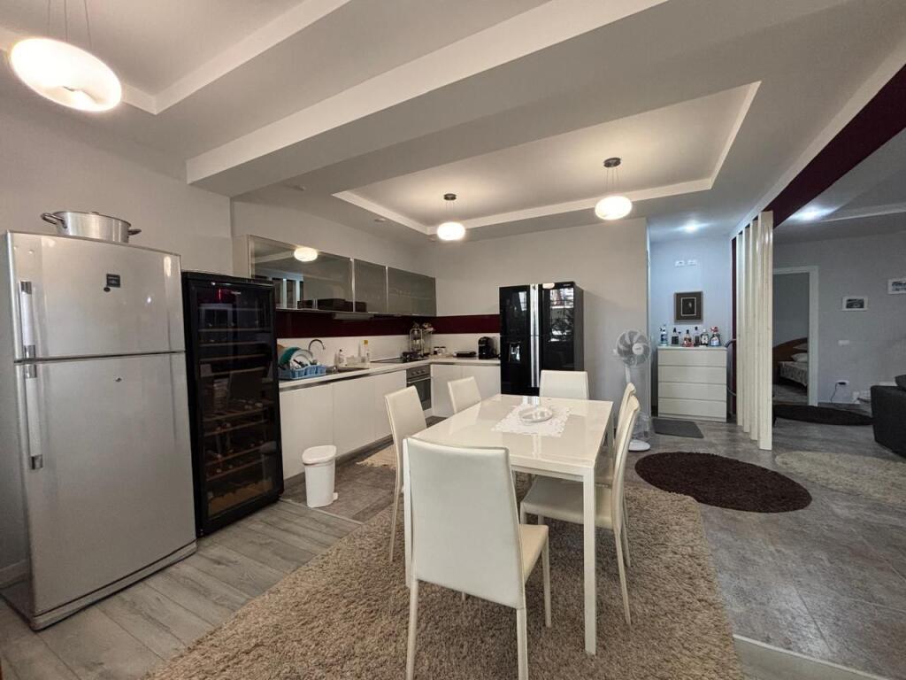 Villa for Sale – Lura, Lalzi Bay
