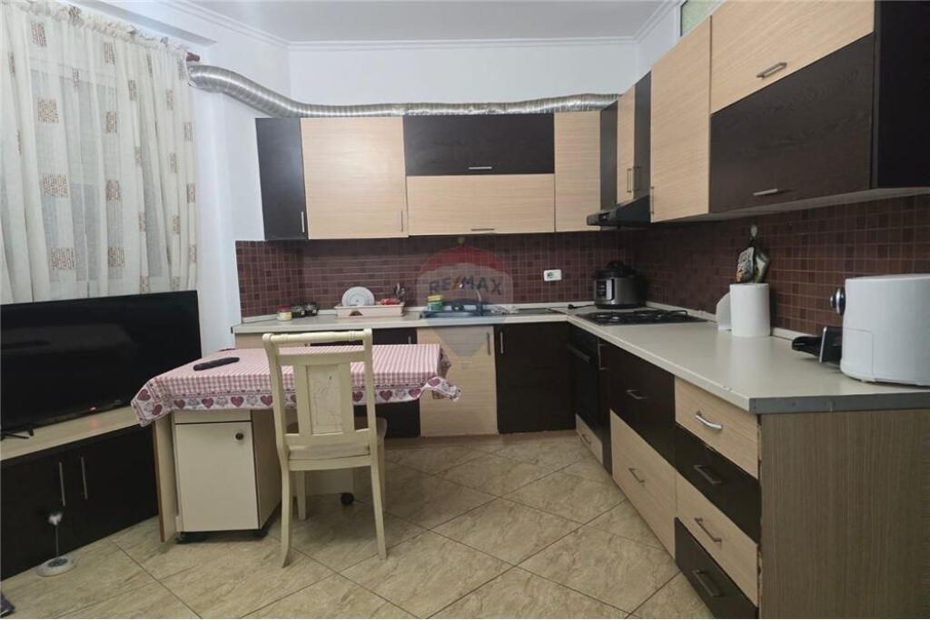 APARTAMENT 1+1 PER SHITJE, SELITE