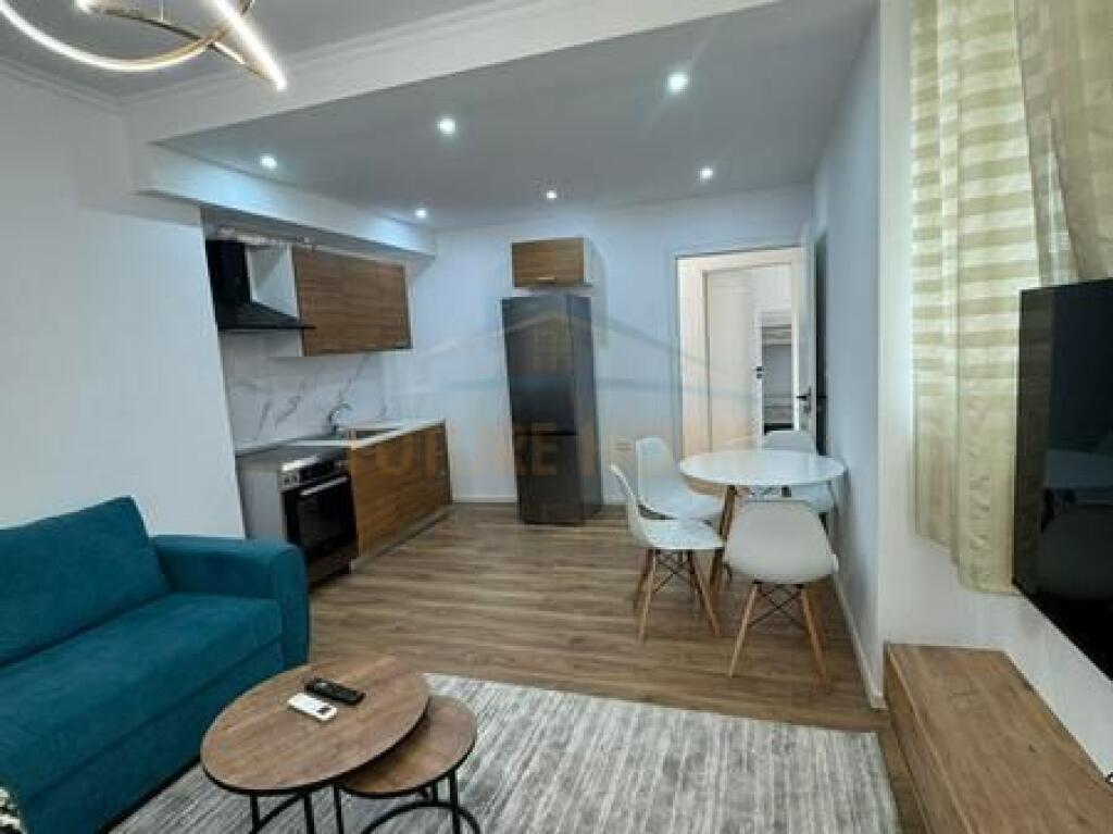 Shitet, Apartament 2+1 , Don Bosko