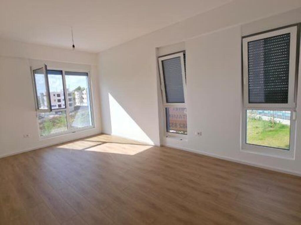 In vendita, Appartamento, 1+1, Fresku, Tirane