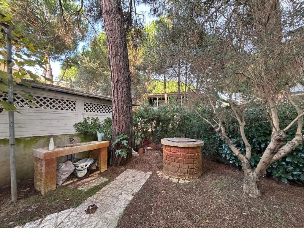 Villa for Sale – Lura, Lalzi Bay