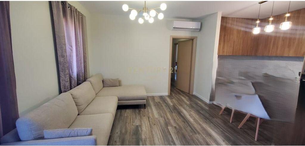 At Police Station No. 4 Dibres Street, Apartment 2+1+2+ Parking space for sale!!!