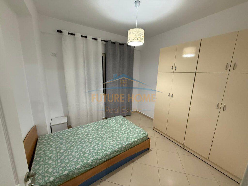 JEPET ME QERA APARTAMENT 2+1 NE YZBERISHT , GOLDEN PARK