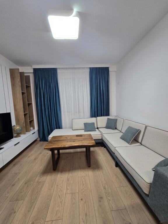 Apartament 2+1 me qira tek Grand Galeri ne Yzberish!