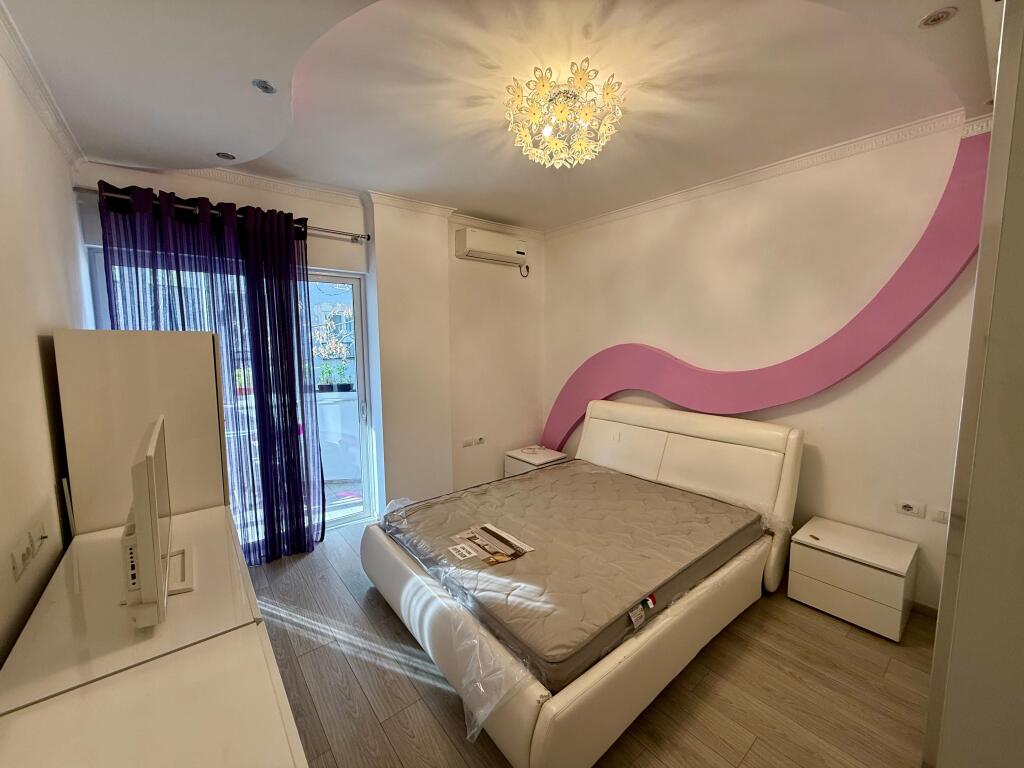 📣 SUPER RENT Apartment 1+1 With Balcony 📍 Near the Municipality Underpass 🛣️ "Shkelqim Fusha" Street ✨  🏢 New Building 🪜 2nd Floor (Residential, No Elevator) 🛋️ Furnished with Modern Conditions  💶 Price 600 Euro