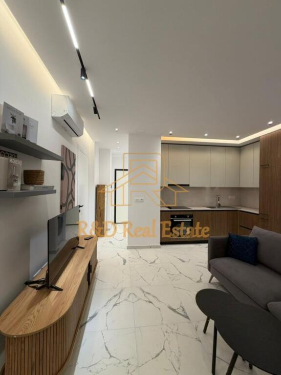 🏡 Affittasi appartamento 1+1 – Zogu i Zi Palazzo 2025
