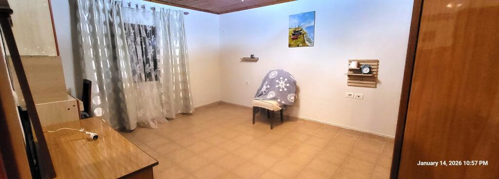 Tirane, apartment for rent, 3rd floor, 40,000 lek fully furnished negotiable (Rr. Halit Bega) near QSUT or United School or Bajram Curri School.