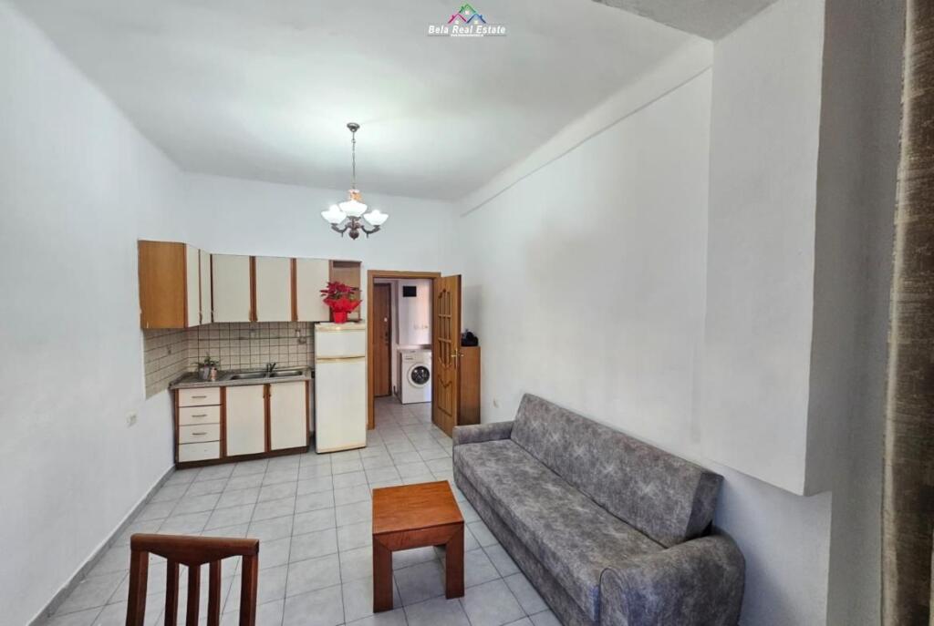 Appartamento/Ufficio In Affitto 1+1 A Bllok (ID B211411) Tirana