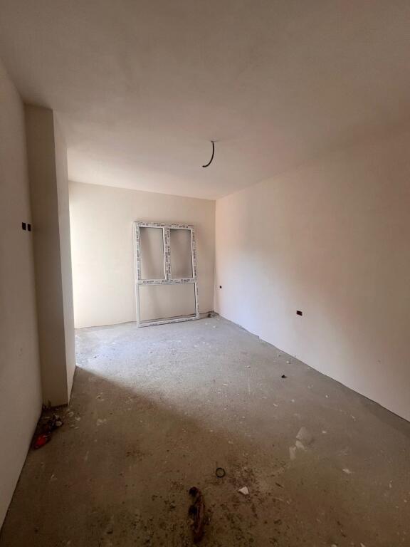 APARTAMENT NE SHITJE 2+1 TE BRIDGE SIDE REZIDENCE PASKUQAN